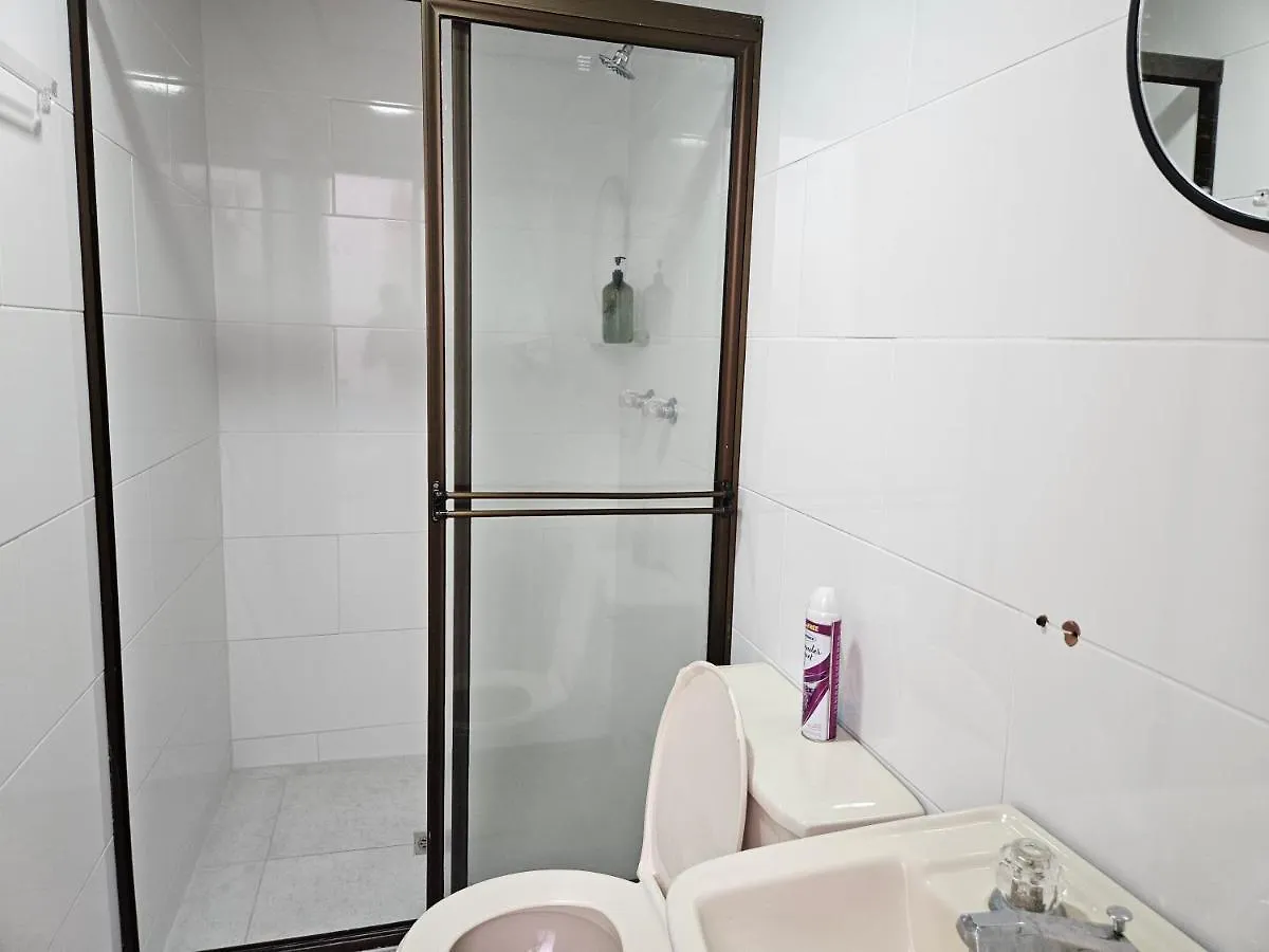 Beautiful Three-Bedroom Apartment With Garden In El Poblado Medellín Colombie