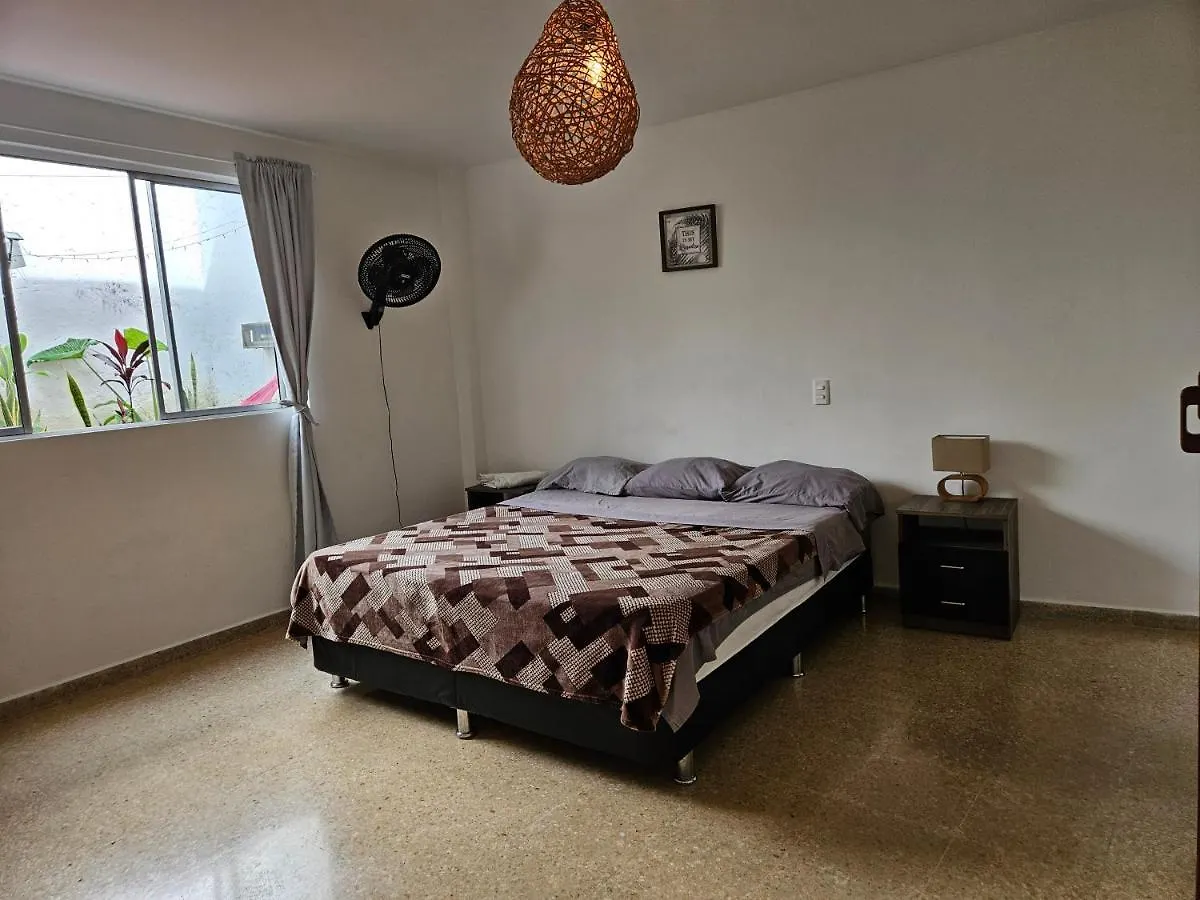 Beautiful Three-Bedroom Apartment With Garden In El Poblado Medellín Colombie